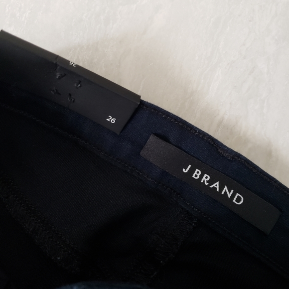 BNWT J Brand dark wash jeans - Picture 3 of 4
